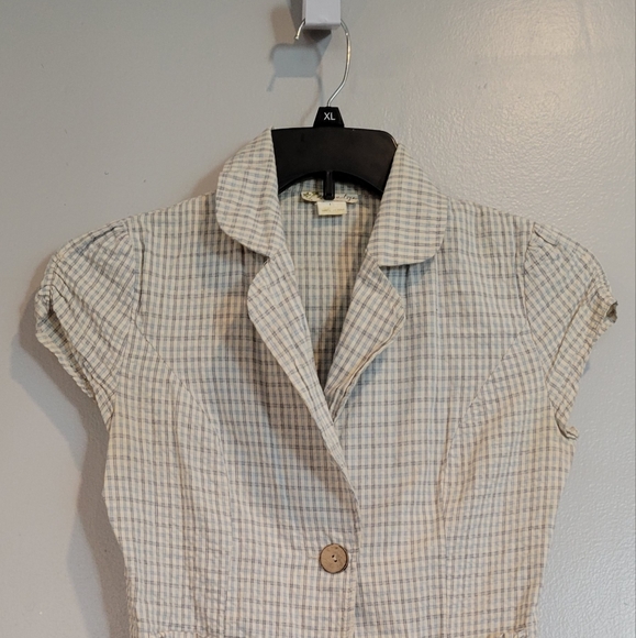 Blazer - Picture 1 of 5